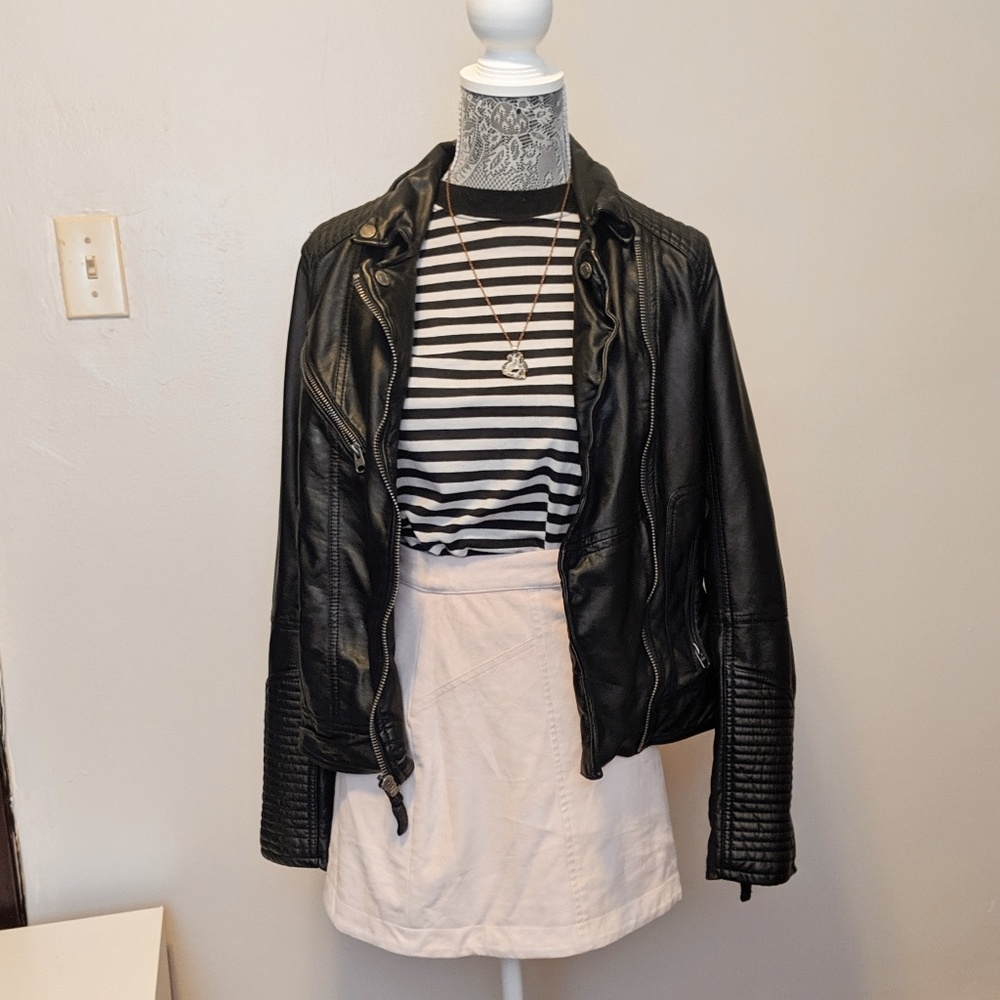 Abercrombie and Fitch Faux Suede Skirt